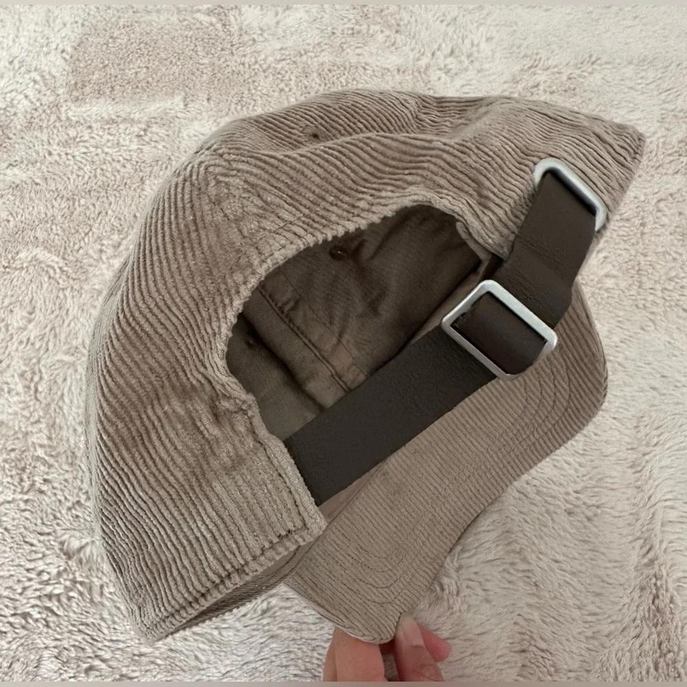 Abercrombie & Fitch Brown Corduroy Baseball Hat - Picture 6 of 6